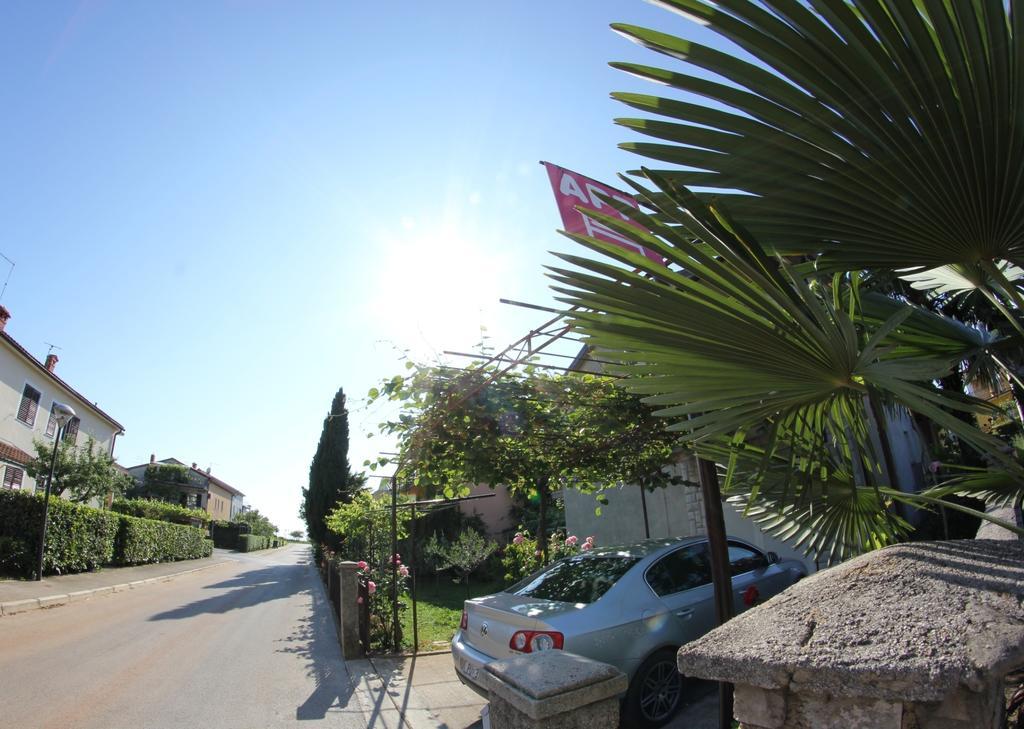 Apartments Neno Umag Zewnętrze zdjęcie